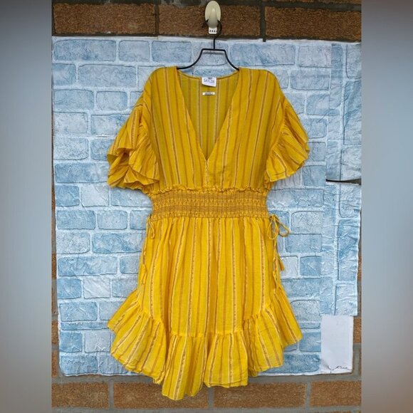 SAYLOR Adrianne Ruffled V-Neck Metallic Striped Gold Mini Dress medium - Picture 3 of 11